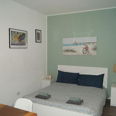 House Naviglio Quattro Apartment Milano Ngoại thất bức ảnh