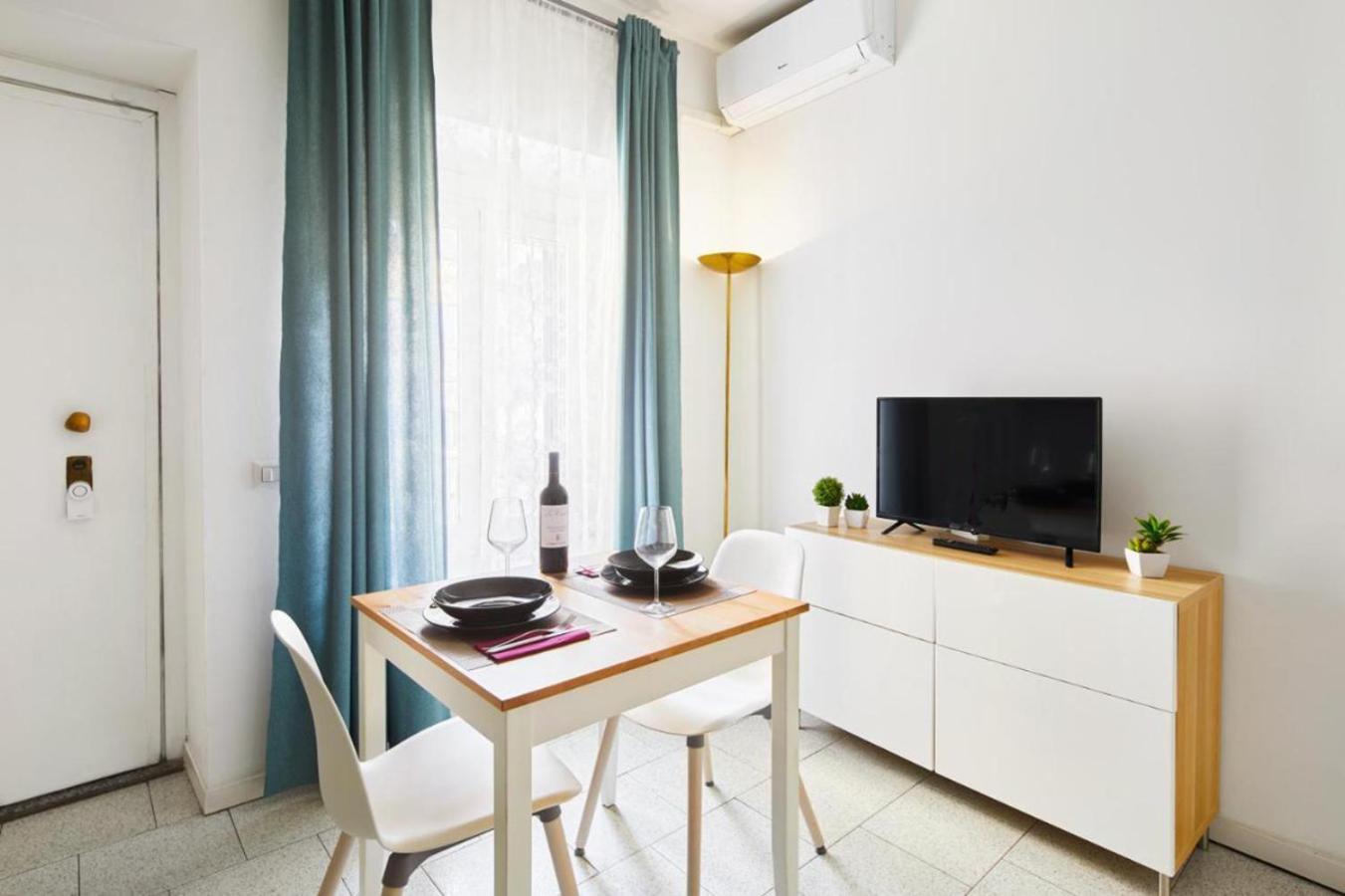 House Naviglio Quattro Apartment Milano Ngoại thất bức ảnh