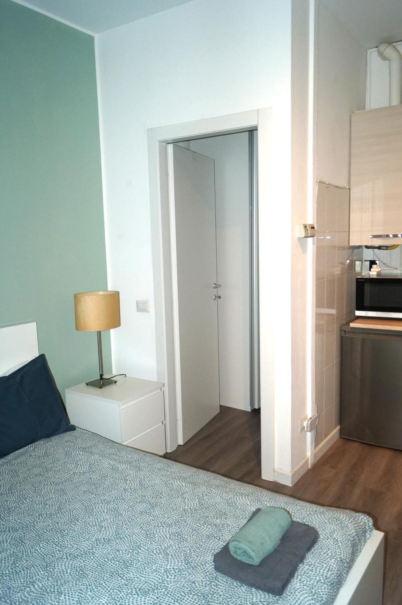 House Naviglio Quattro Apartment Milano Ngoại thất bức ảnh